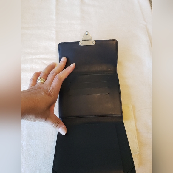 RARE Authentic Louis Vuitton Anouchka Monogram Textured Leather Wallet - Picture 6 of 13